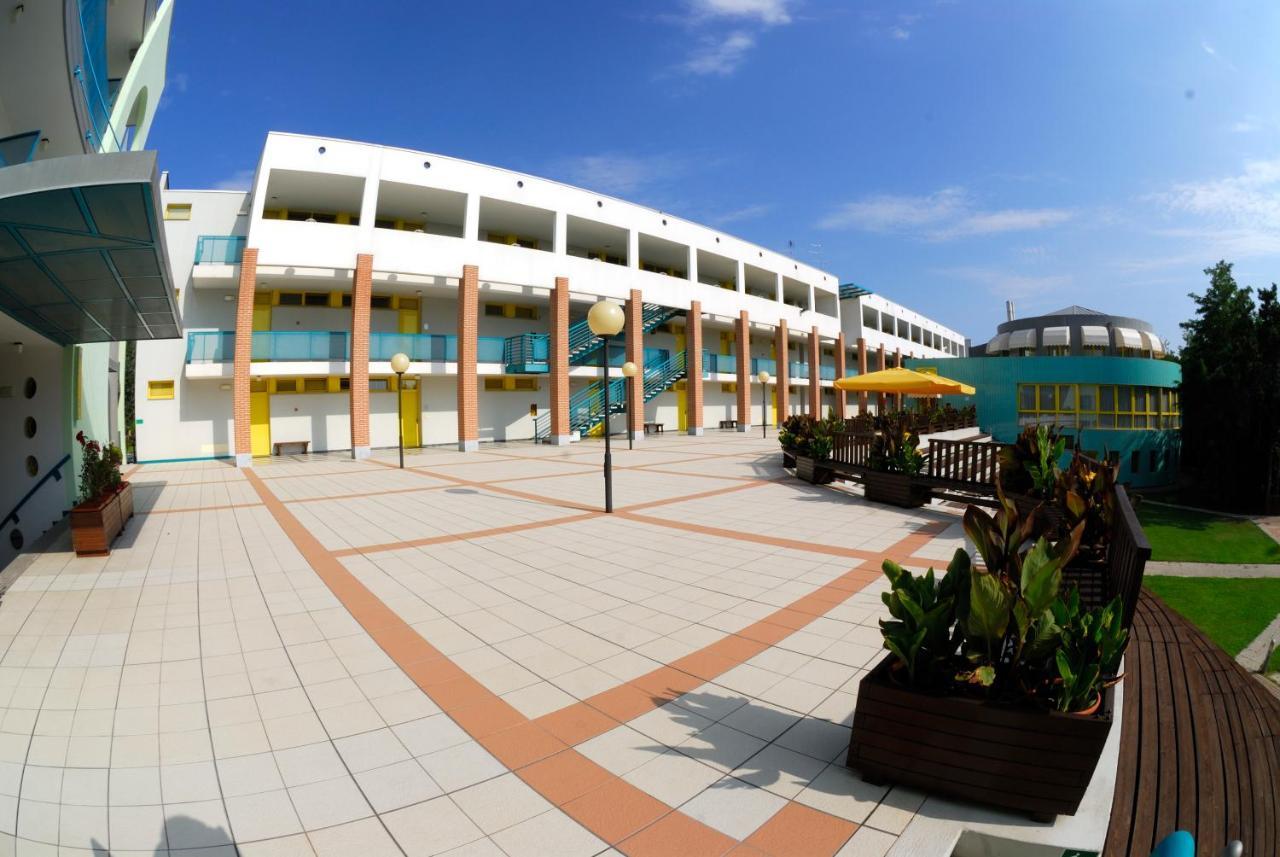 Hotel Santo Stefano Bibione Exterior foto